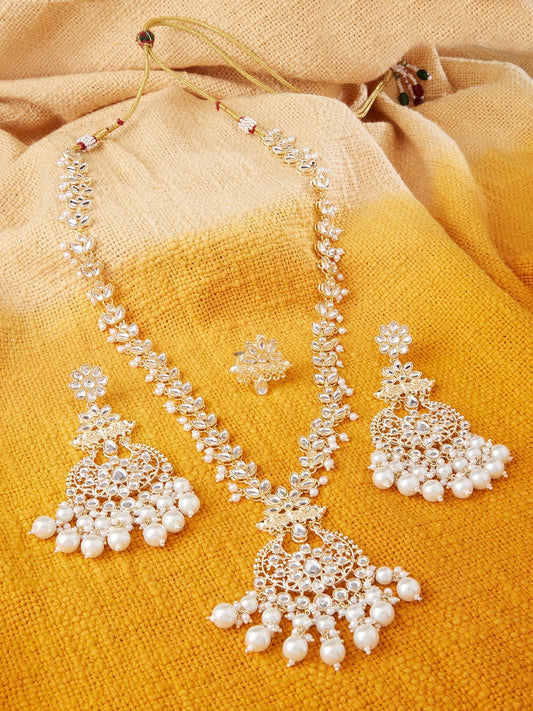 Gold-Plated White Kundan Studded & Pearl Beaded Jewellery Set