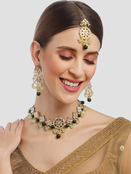 Gold-Plated Green Kundan Studded & Beaded Jewellery Set