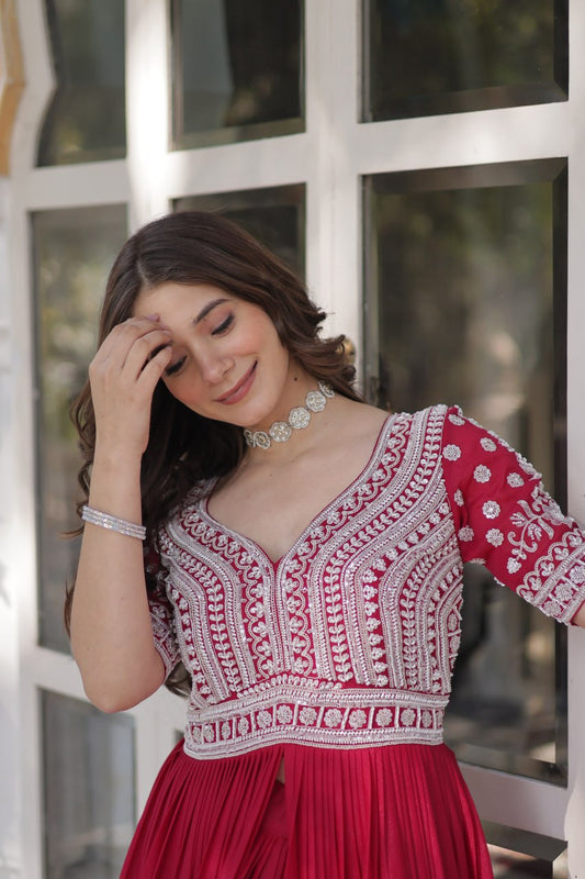 NOUVEAU HAUT DE SOIRÉE ET PLAZZO DE DESIGNER