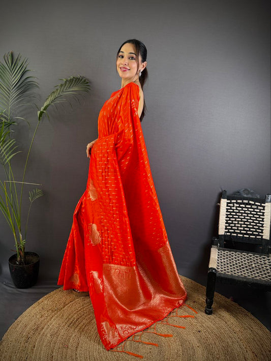 Je recherche quelqu'un pour ce magnifique sari de la même couleur