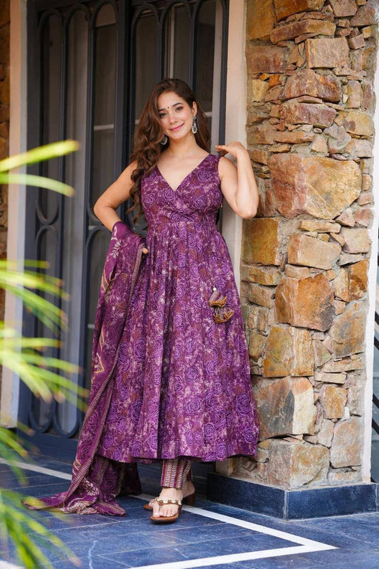 Präsentation des exklusiven Anarkali-Shooting-Designs