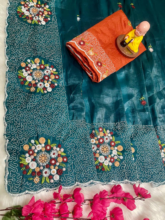 Je recherche quelqu'un pour ce magnifique sari de la même couleur