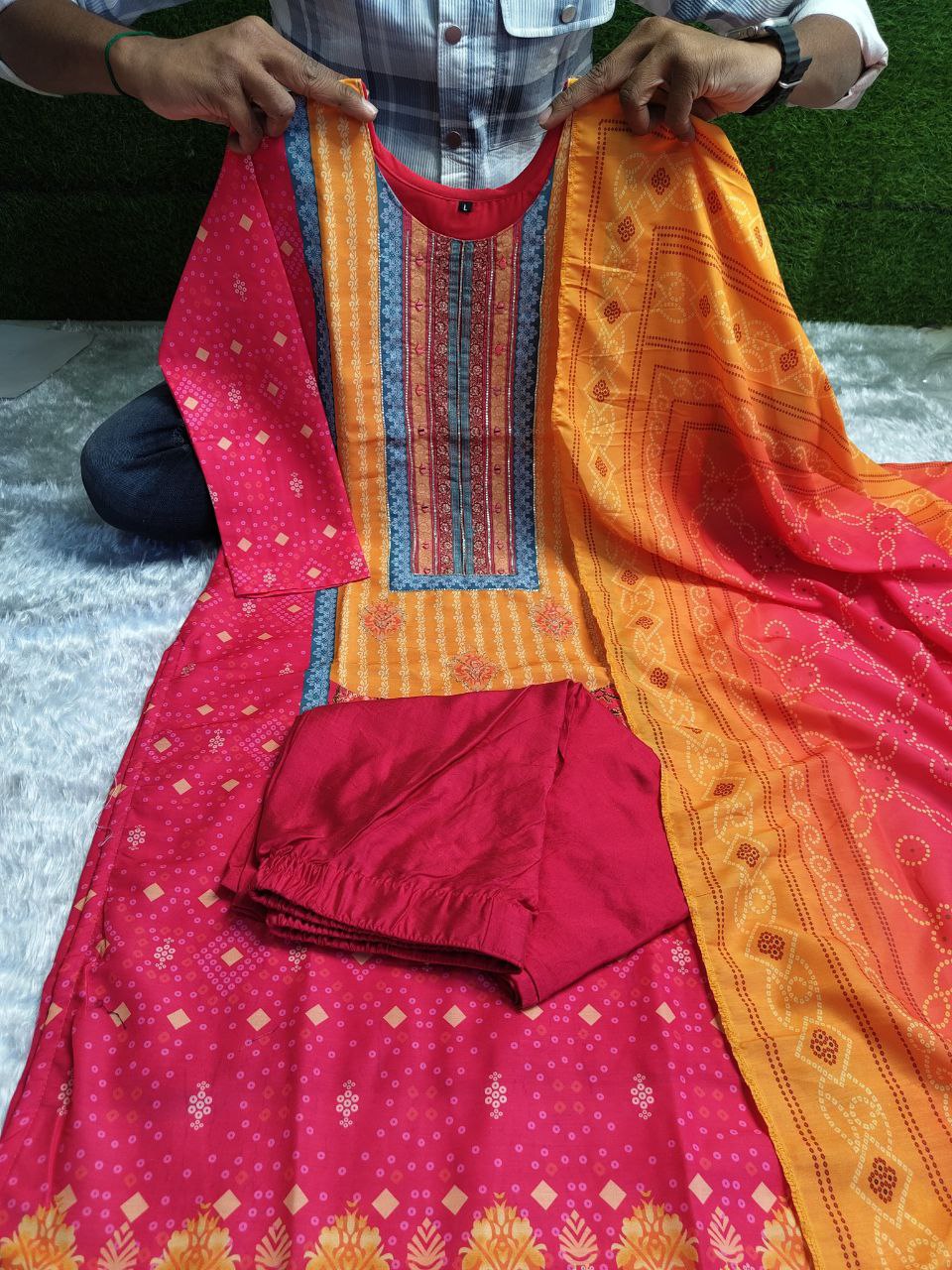 Elegant Premium Muslin Bandhani Type Suit