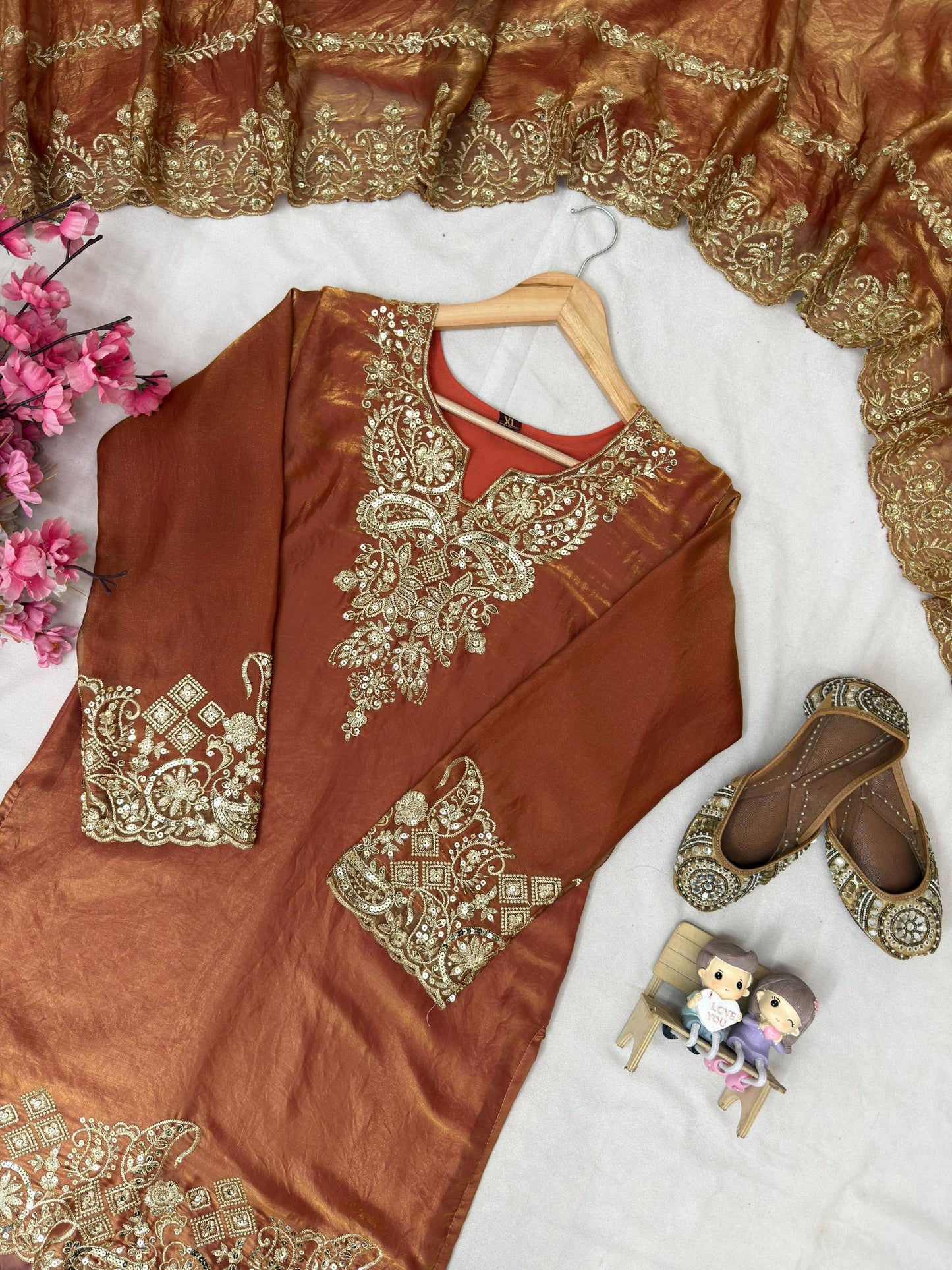 NEWLY LAUNCHED KURTI PLAZZO SET WITH BEAUTIFUL FRENDY SILK DUPATTA