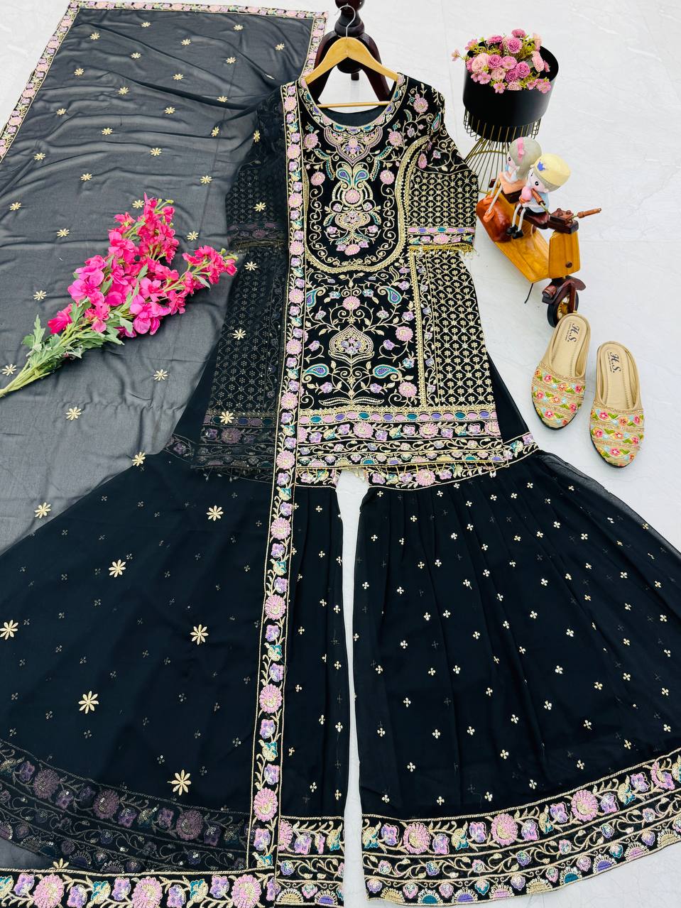 NEUES ĐĚSIGNER PARTY WEAR TOP UND PLAZZO