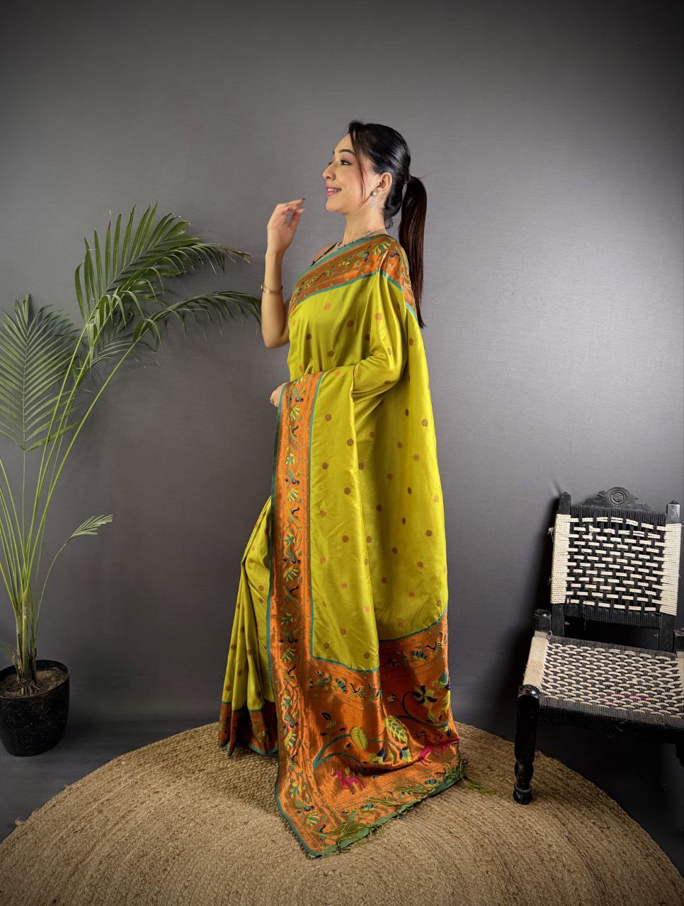 Sari en soie Rangoli douce pour tenue de soirée