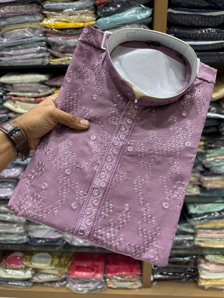 Presenting Men's Kurta Pyjama