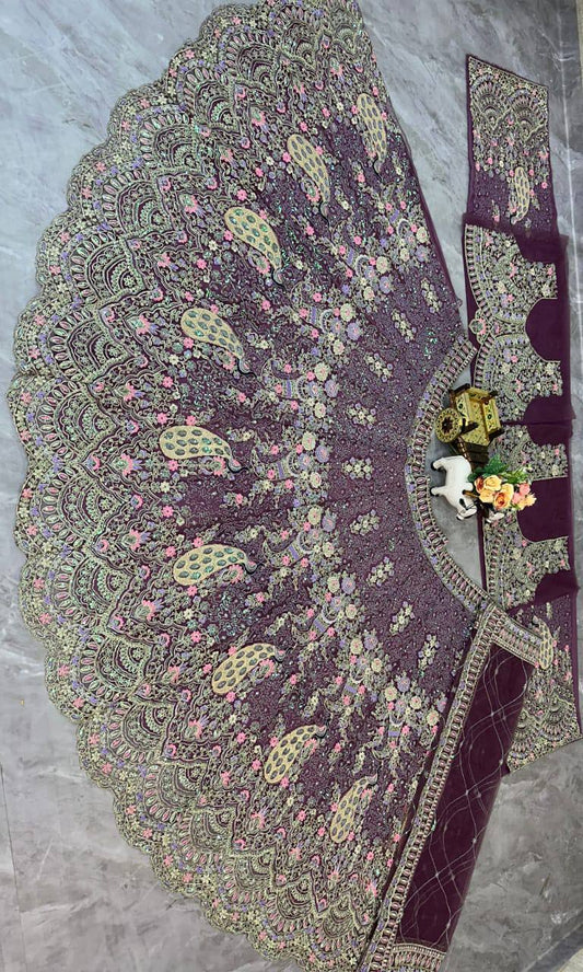 Feiern Sie den Charme der indischen Kultur mit diesem wunderschönen Lehenga-Set