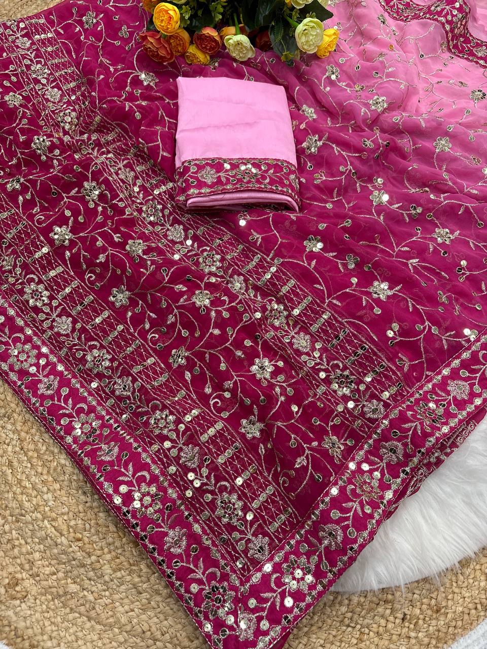 SOFT GEORGETTE PEDING FABRIC ON BEAUTIFUL SAREE
