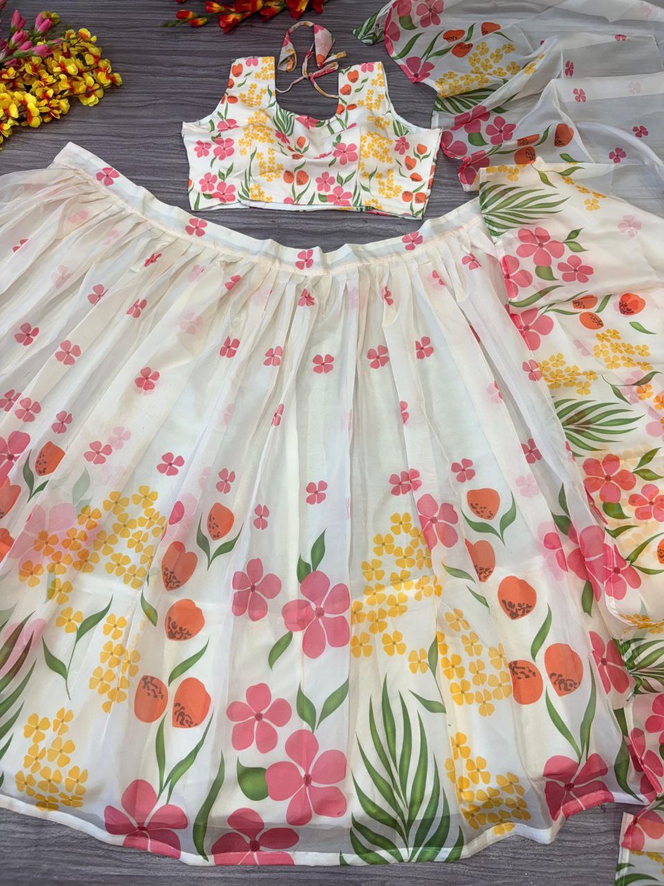 Je vous présente la plus belle collection de Lehenga