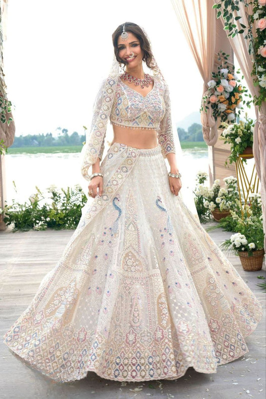 NEUES DREITEILIGES WESTERN-OUTFIT FÜR DIE TRENDIGE HOCHZEITSSAISON