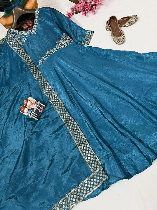 VÊTEMENTS DE COURSE TENDANCE HAUT EN FAUSSE GEORGETTE BRODERIE EN FIL DE COTON