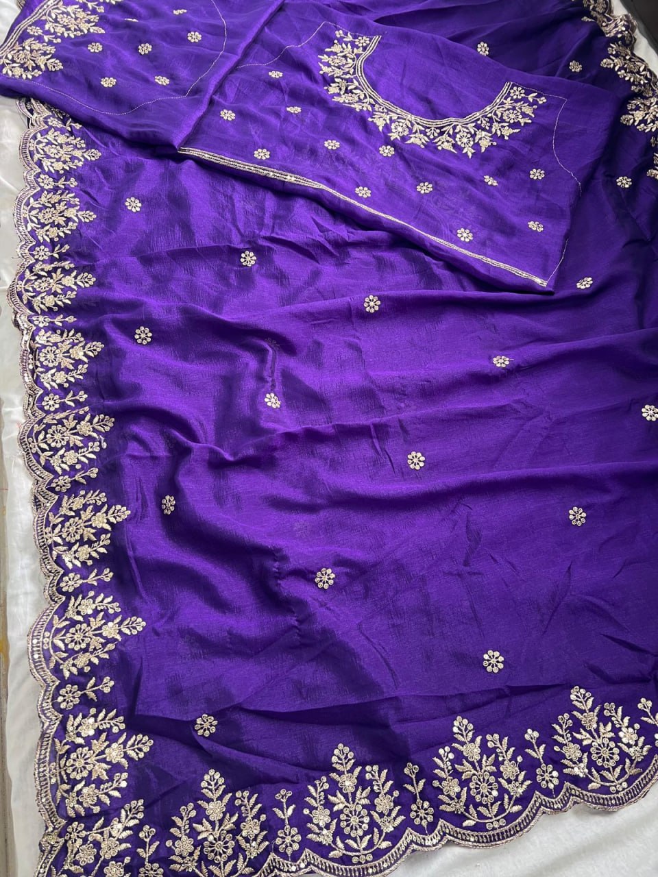 Pure Two Tone Vichitra Silk Saree