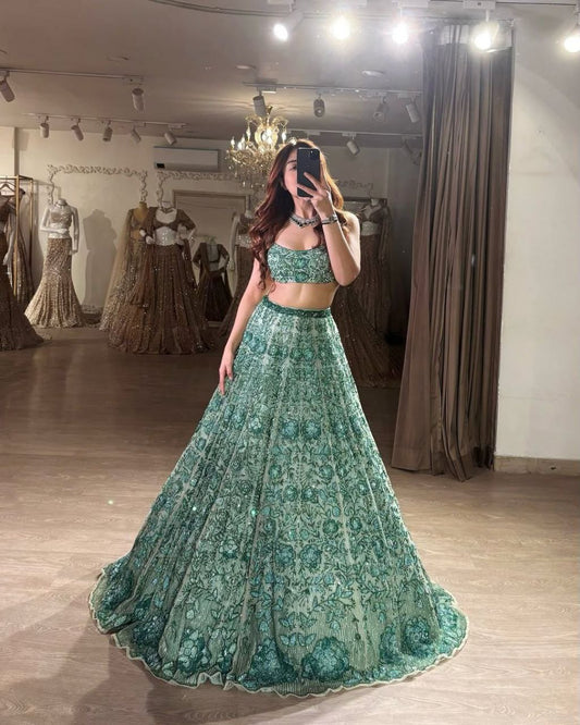 NEUES DREITEILIGES WESTERN-OUTFIT FÜR DIE TRENDIGE HOCHZEITSSAISON