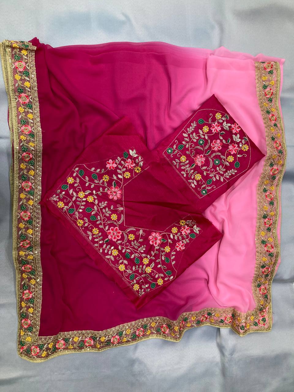 Looking some one for this same colour beautiful Pedding Clr Saree