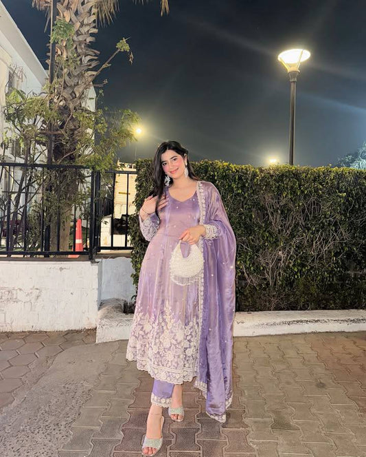 ENHANCE THE BEAUTY OF YOUR WARDROBE WITH THIS NEWLY LAUNCHED GOWN