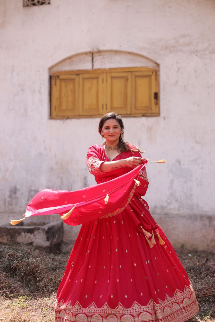 NOUVELLE TENUE WESTERN TROIS PIÈCES POUR LA SAISON DES MARIAGES TENDANCE