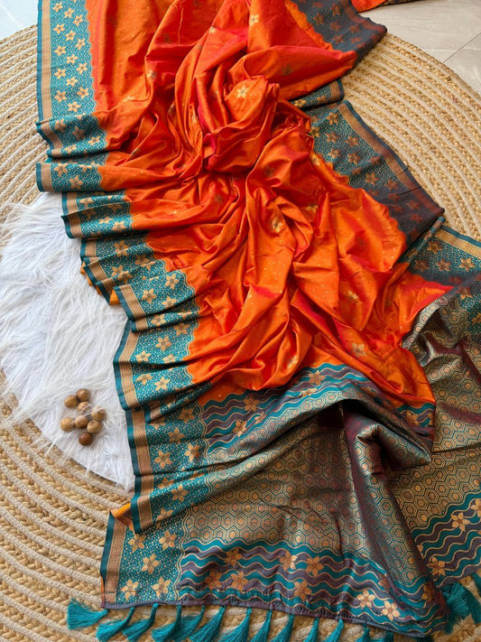 elegance with this exquisite Banarasi weaving silk