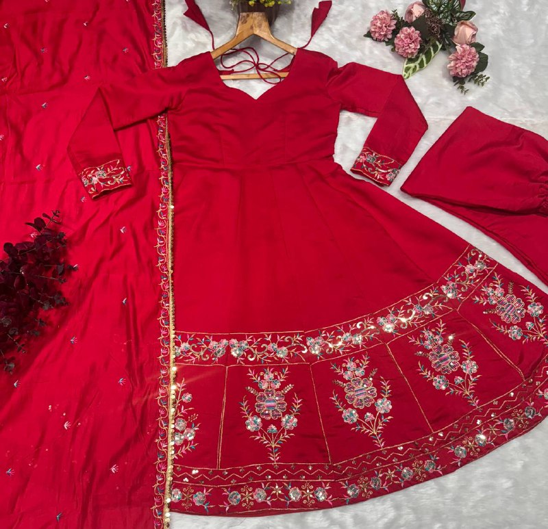 PREMIUM-FERTIGANZUG-SET AUS ANARKALI