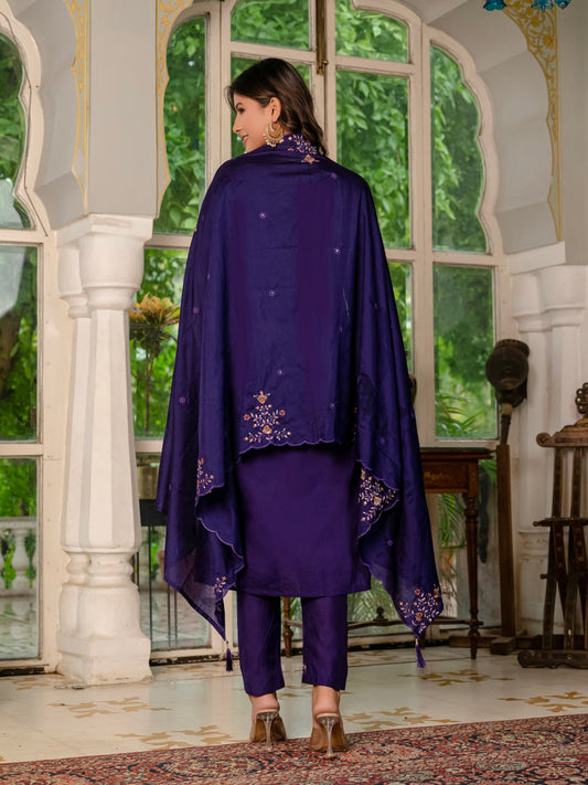 Elegant Straight Kurti Pant Dupatta Set