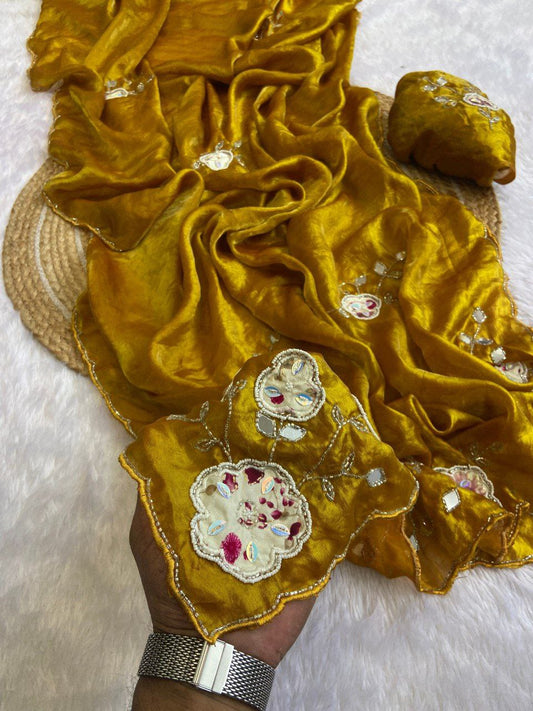 Beautiful fandy satin fabric saree