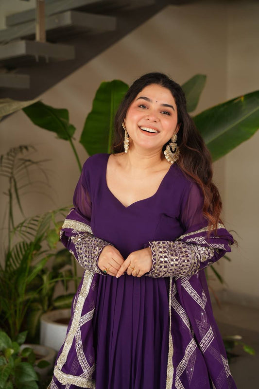 VÊTEMENTS DE COURSE TENDANCE HAUT EN FAUSSE GEORGETTE BRODERIE EN FIL DE COTON