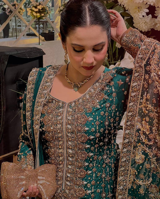 PRESENTING 3 PIECE STYLISH KURTI