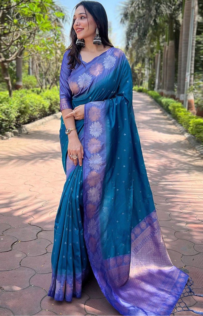 Partykleidung aus weichem Rangoli-Seidensari