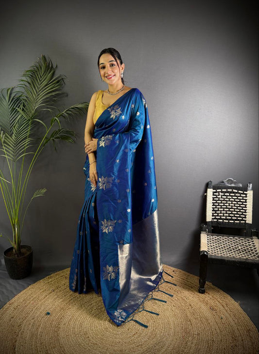 Je recherche quelqu'un pour ce magnifique sari de la même couleur