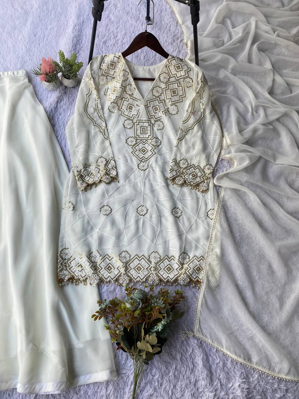 EID EXCLUSIVE AND TRENDY FOR WEDDING SEASON PLAZZO