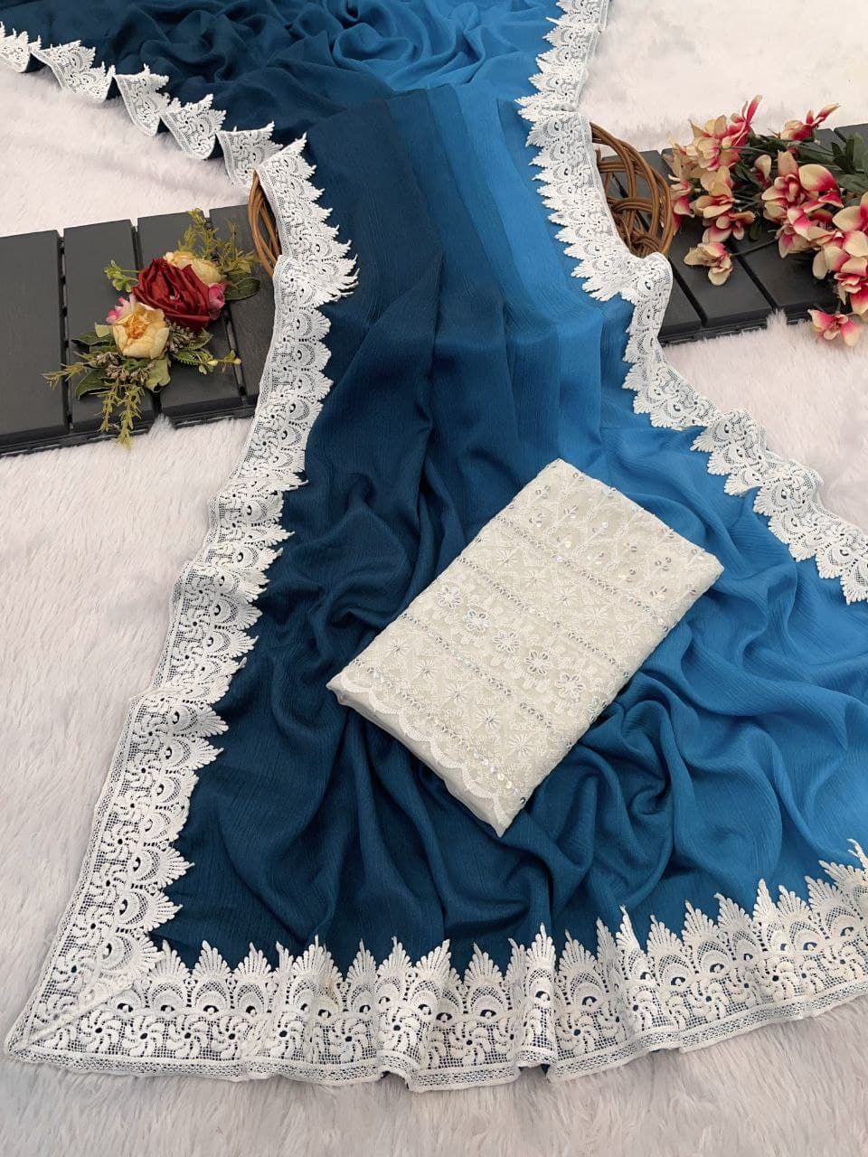 Suche jemanden für einen schönen Sari in der gleichen Farbe