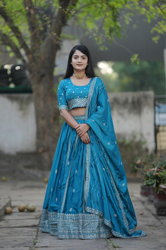 Elegance meets Trends in this embroidery lehengas