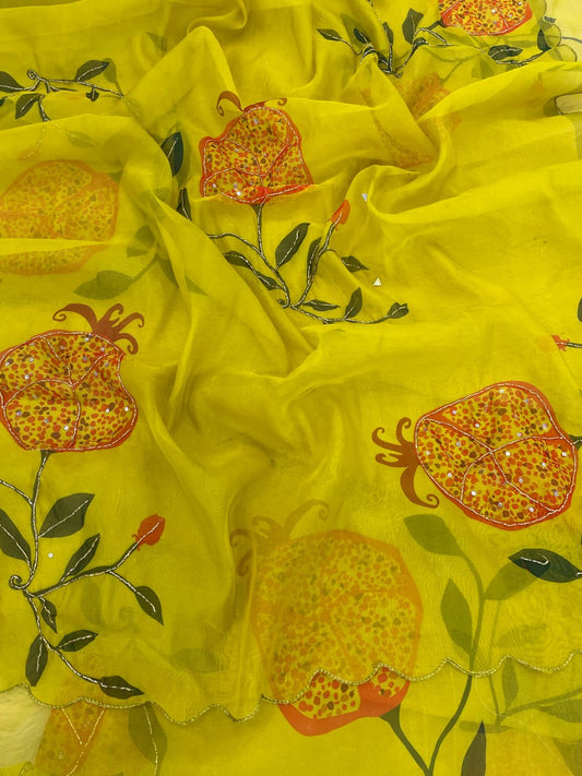 Partykleidung aus weichem Rangoli-Seidensari