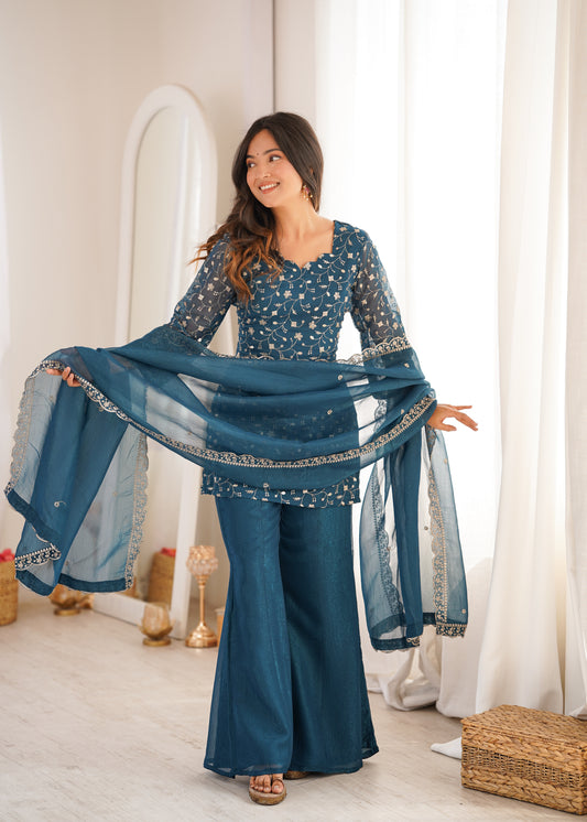 CRUNCHY SILK FABRIC WITH EMBROIDERY SEQUENCE 3 PEACE