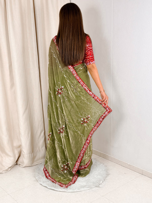 royal elegance This fandy satin saree