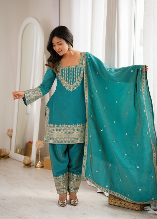 PREMIUM-FERTIGANZUG-SET AUS ANARKALI