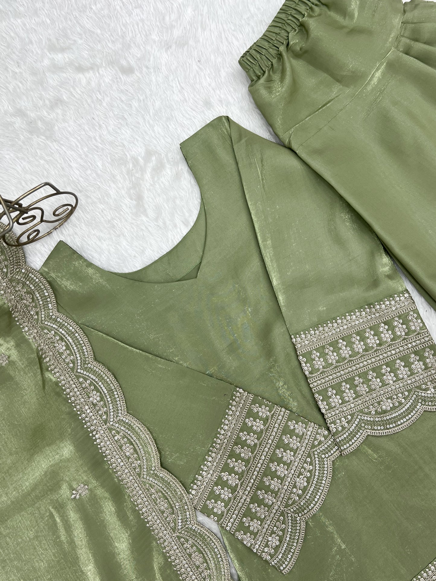 GLASS ROMAN SILK FABRIC WITH EMBROIDERY SEQUENCE 3 PEACE