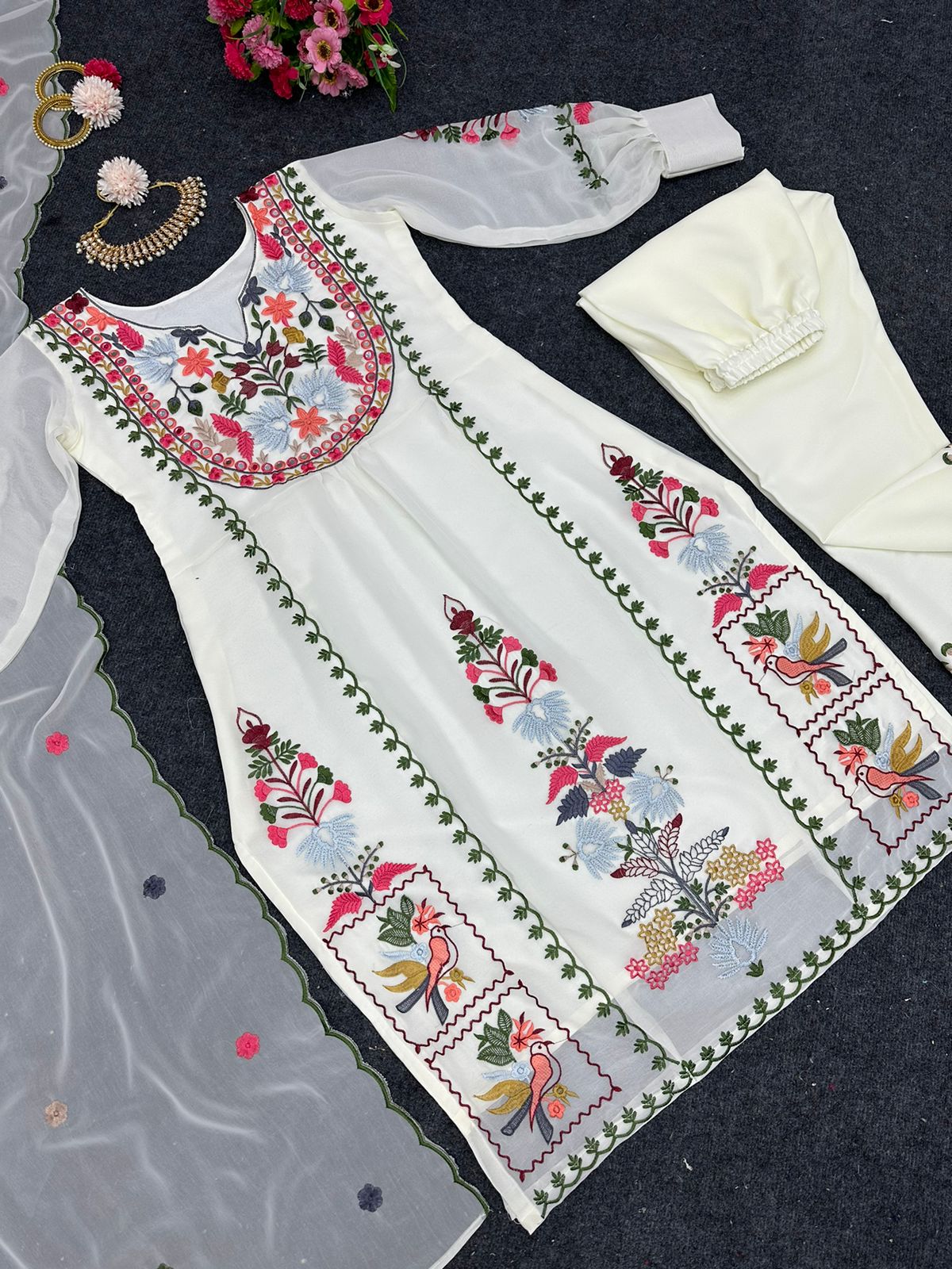 WHITE COLOUR EMBROIDERY WORK TOP,PLAZZO WITH DUPATTO