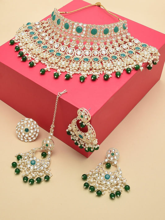 Green & White Gold-Plated Kundan-Studded & Pearl Beaded Jewellery Set