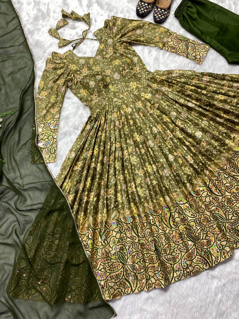 New Color’s Summer Đěsigner Colletion Anarkali Suit Fancy Style
