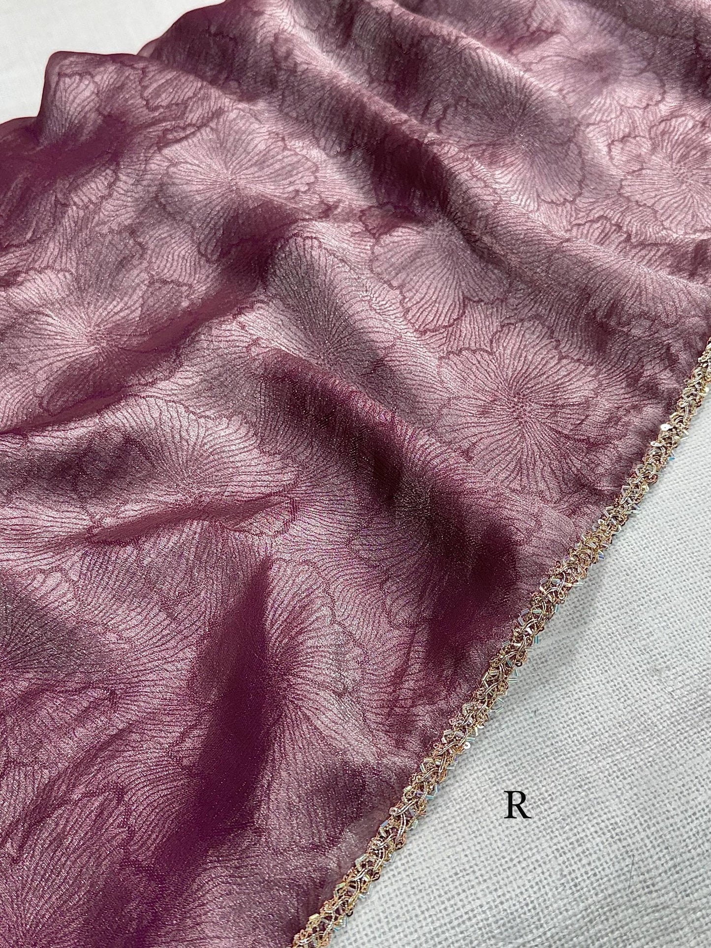 Step into timeless elegance with this stunning Jacquard saree