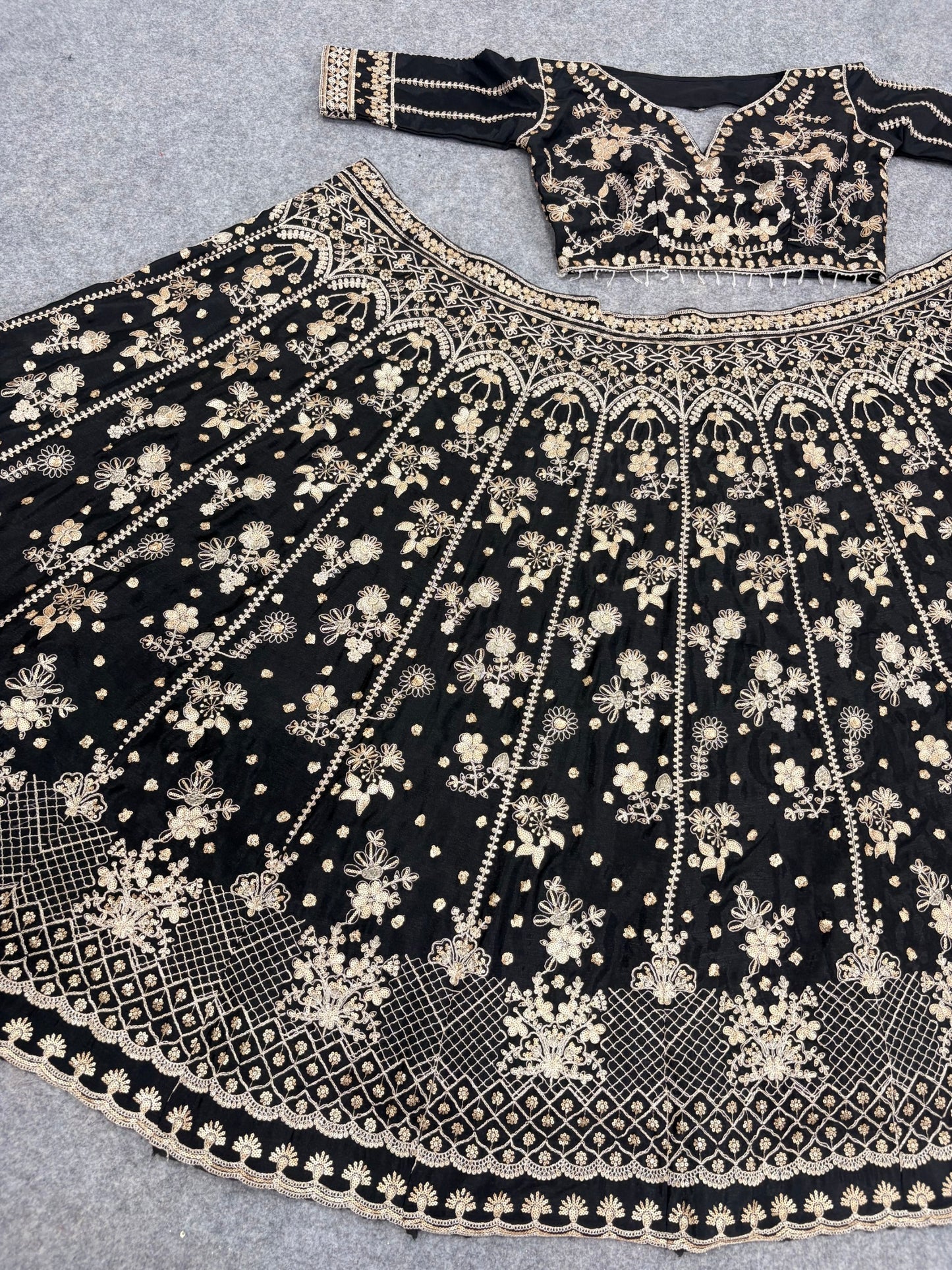 Presenting You Most Beautiful Most Trending Lehenga Collection