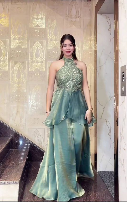 Heavy Bids Hand Work And Moti Work Suit