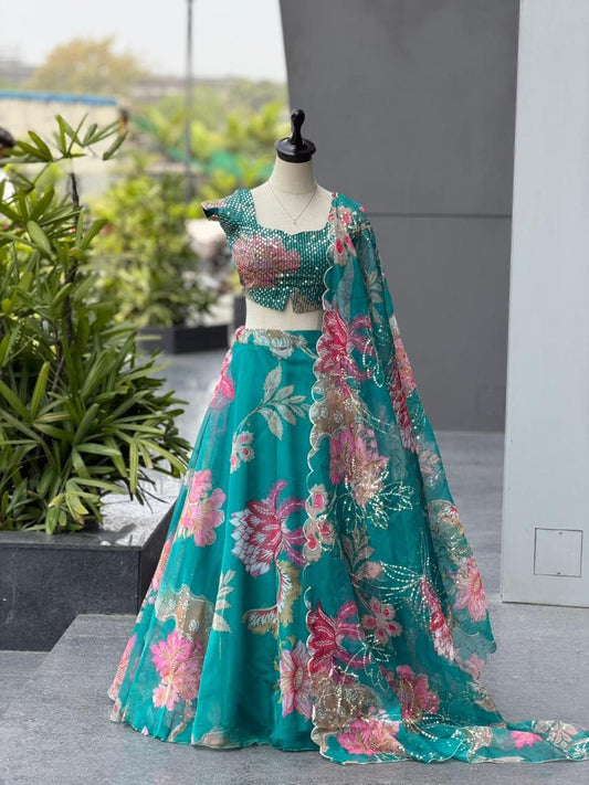 Sehen Sie umwerfend aus in diesem wunderschönen cremefarbenen Lehenga-Set