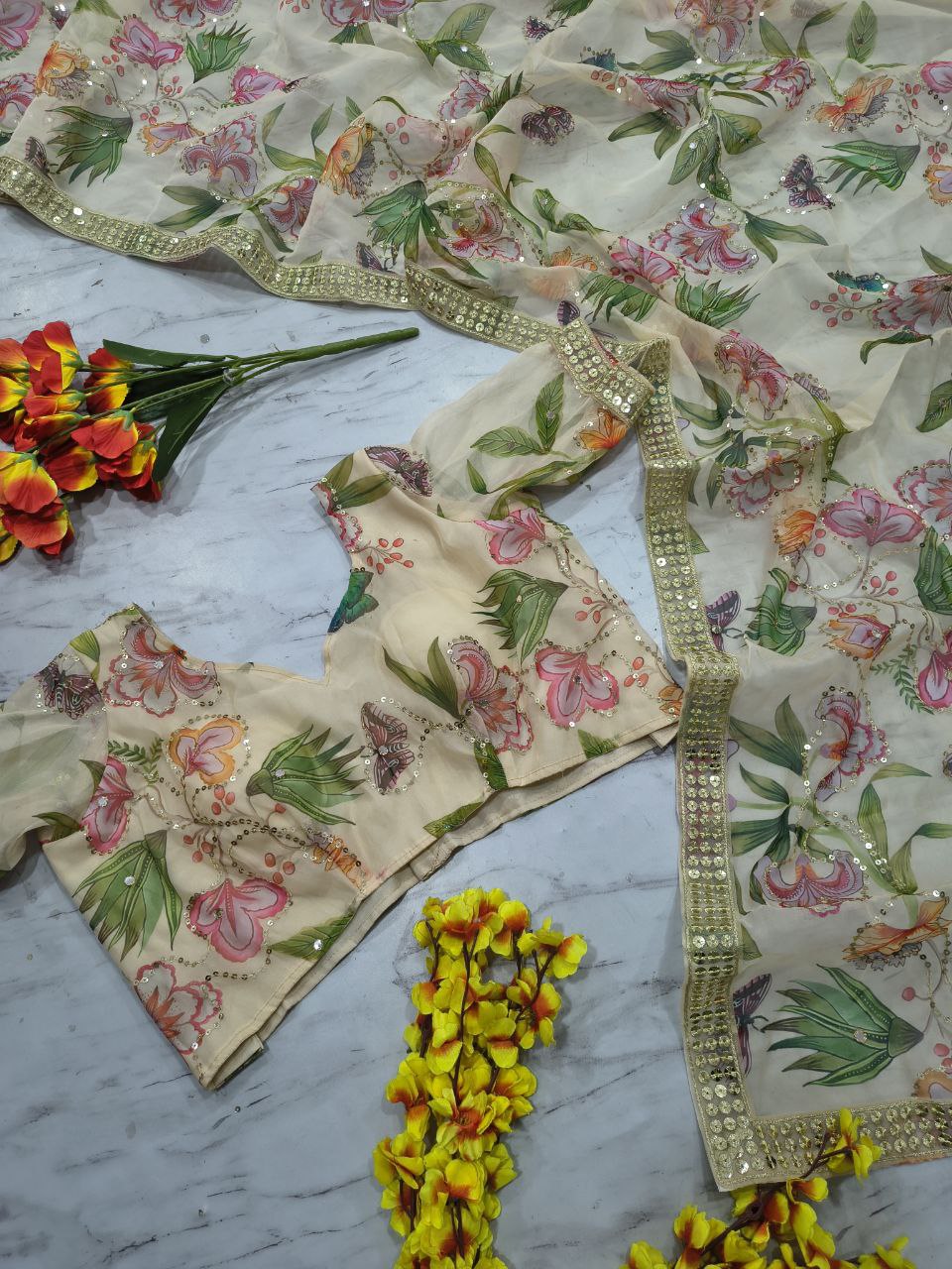 Presenting You Most Beautiful Latest Saree Collection