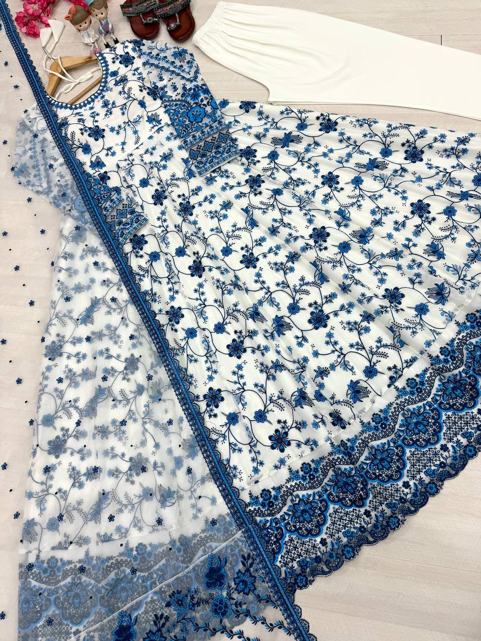 Launching New Party Wear Look Heavy Faux Georgette Gown