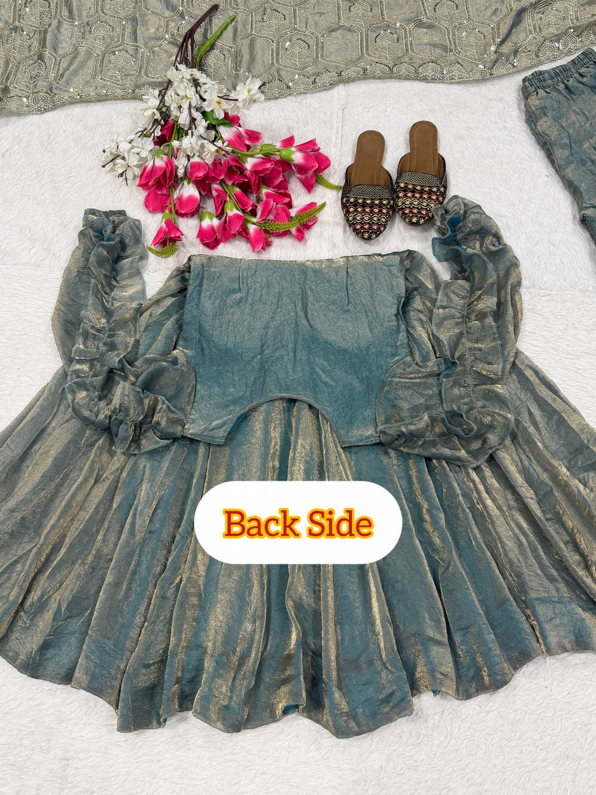 Presenting New Đěsigner Anarkali Suit In New Fancy Style