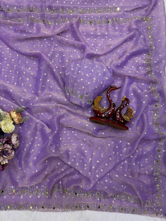 Suche jemanden für einen schönen Sari in der gleichen Farbe
