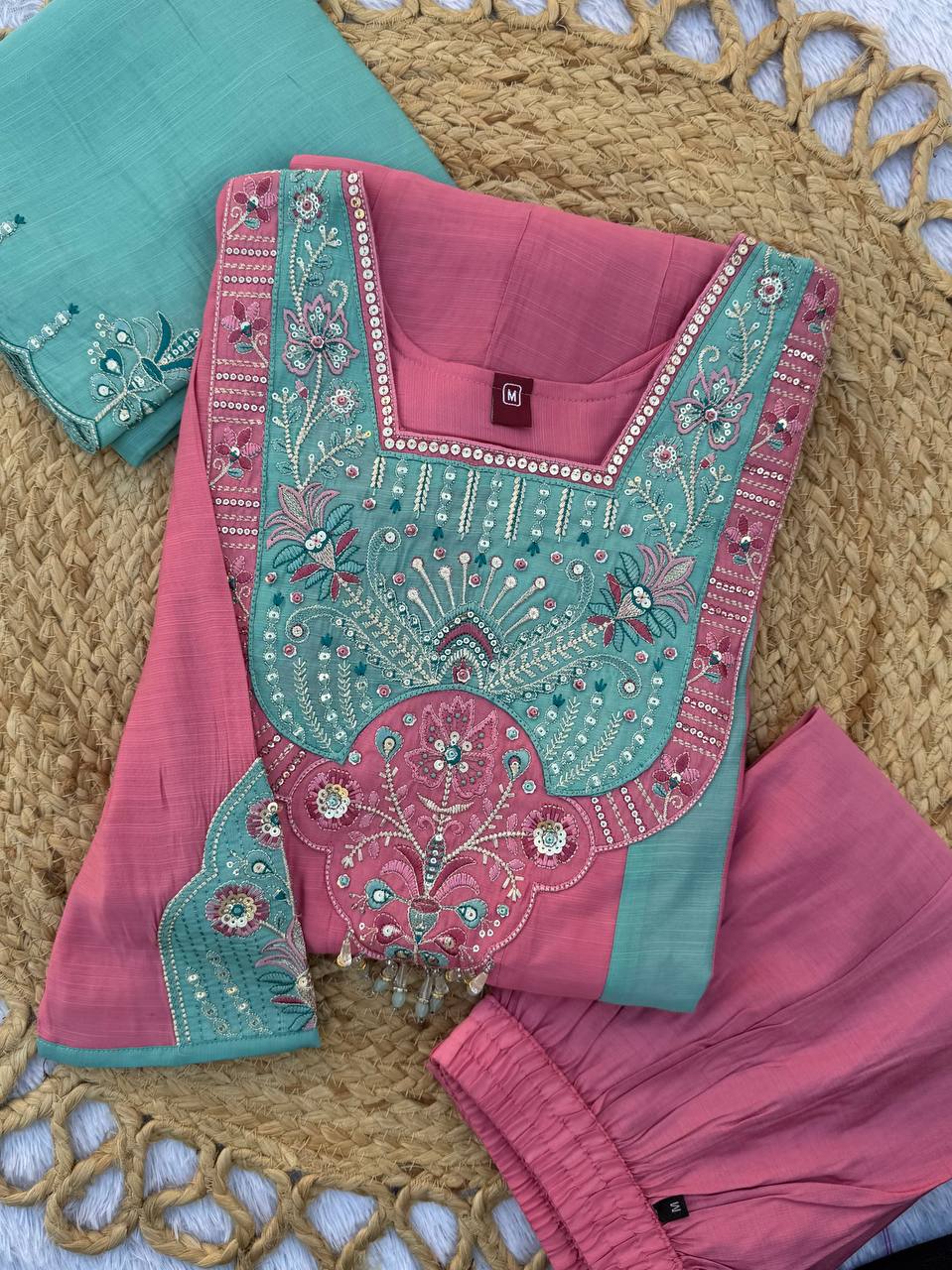 PREMIUM-FERTIGANZUG-SET AUS ANARKALI