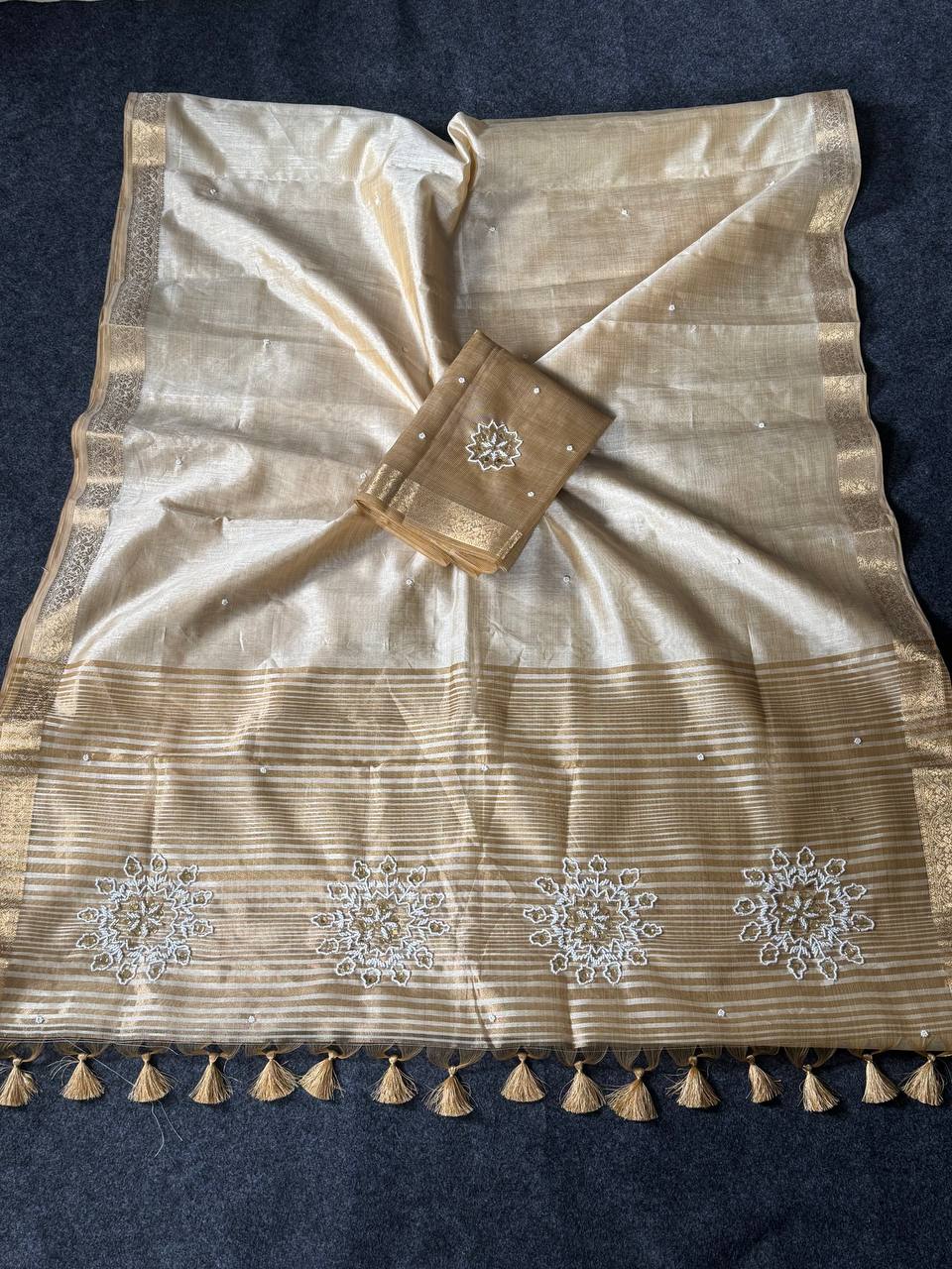 PURE ZARI WEAVING ROYAL LOOK CLASSY SAREE